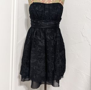 BCBGeneration black lace knee length strapless flare dress sz 10 bcbg maxazria